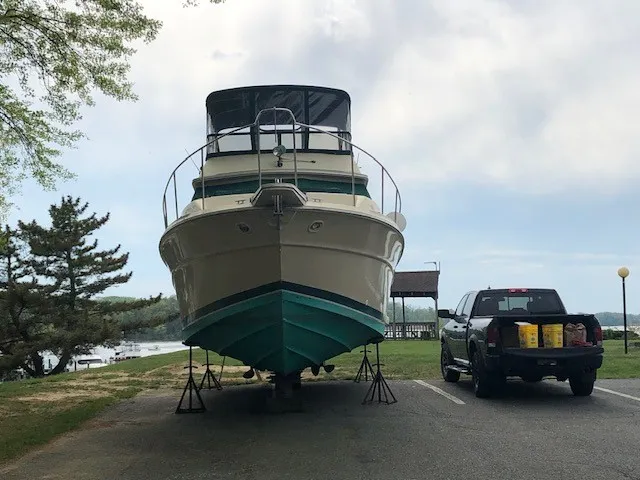 Slide: The Image of Sea Ray 360 Sportfish 1981 - 69