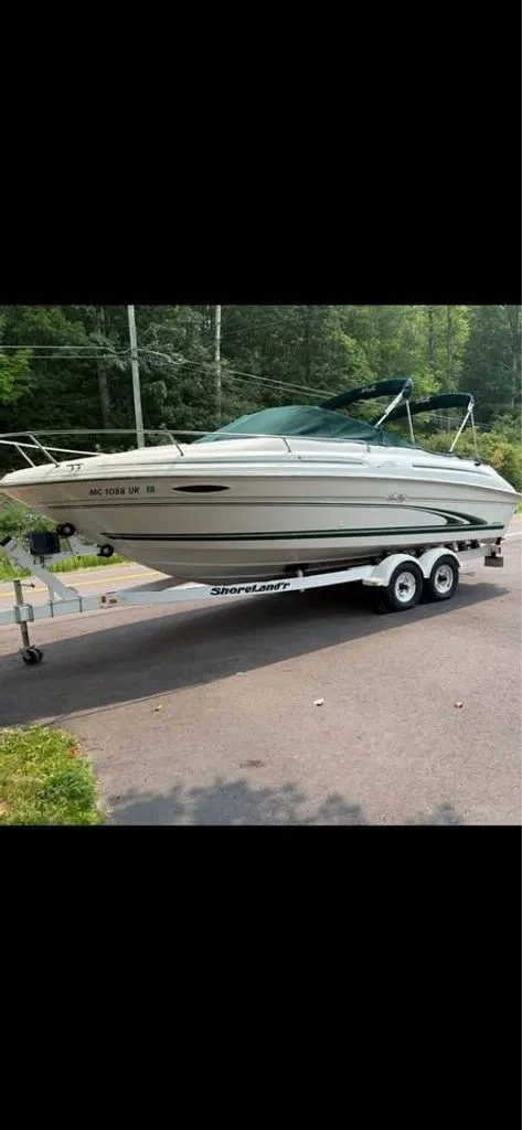 Slide: The Image of Sea Ray 215 Express Cruiser 2000 - 1