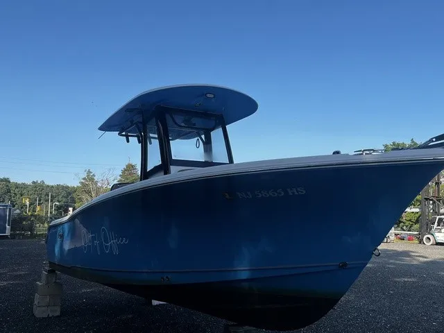 Slide: The Image of Sea Hunt Ultra 255SE 2024 - 2