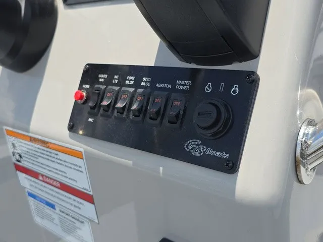 Slide: The Image of G3 Gator Tough 18 CCT DLX 2026 - 25