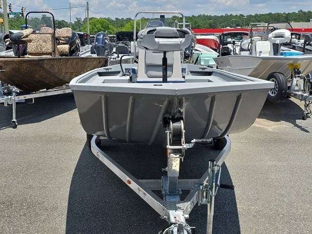 Slide: The Image of G3 Gator Tough 18 CCT DLX 2026 - 3