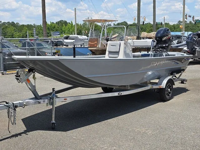 Slide: The Image of G3 Gator Tough 18 CCT DLX 2026 - 2