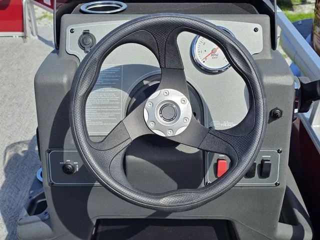 Slide: The Image of Sun Tracker Bass Buggy 16 XL Select 2026 - 26