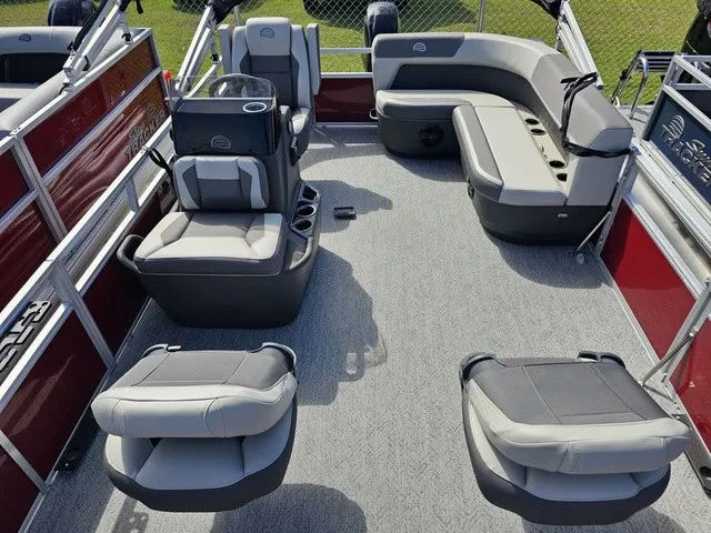 Slide: The Image of Sun Tracker Bass Buggy 16 XL Select 2026 - 16