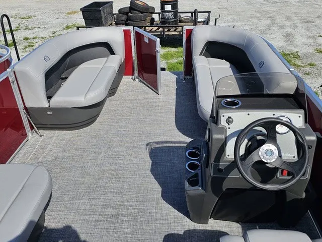 Slide: The Image of Sun Tracker Party Barge 16 DLX 2026 - 26