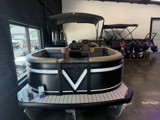 Slide: The Image of Viaggio V22S 2026 - 9