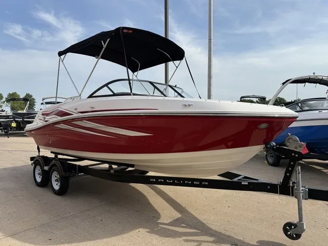 Slide: The Image of Bayliner VR5 Bowrider 2020 - 2