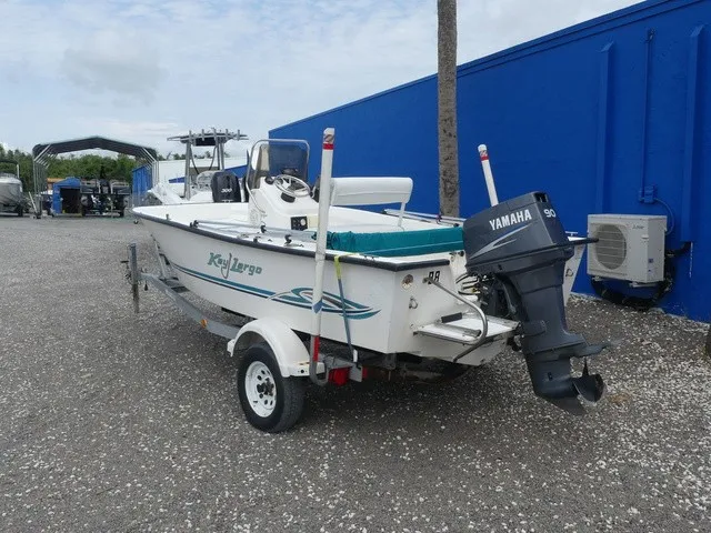 Slide: The Image of Key Largo 160 Center Console 2004 - 7