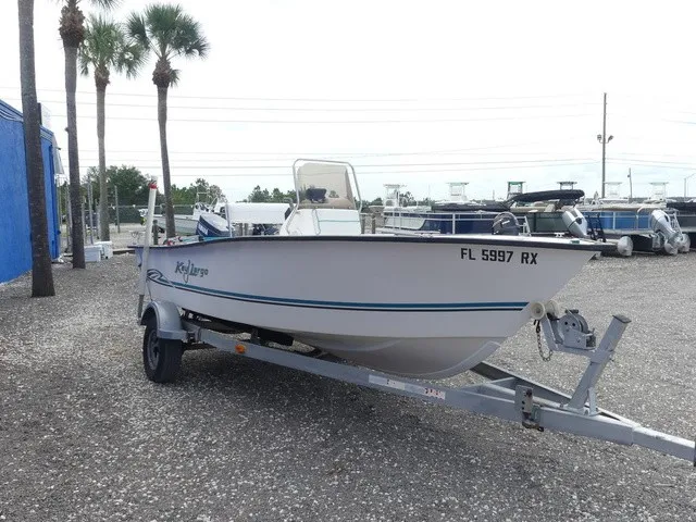 Slide: The Image of Key Largo 160 Center Console 2004 - 4