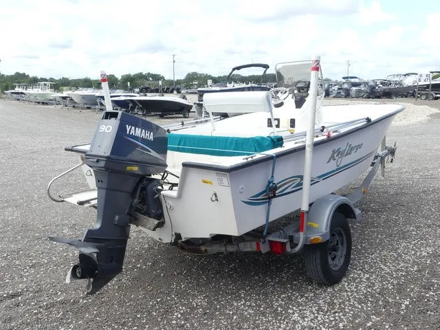 Slide: The Image of Key Largo 160 Center Console 2004 - 5