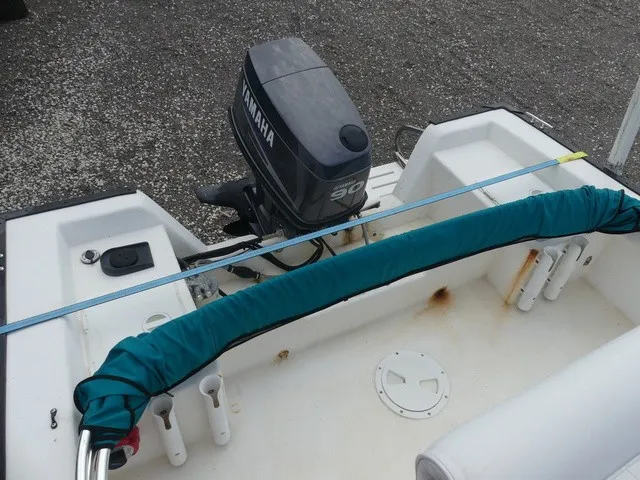 Slide: The Image of Key Largo 160 Center Console 2004 - 16