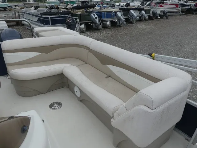 Slide: The Image of Southwind 229LC Hybrid Boat 229LC 2015 - 13