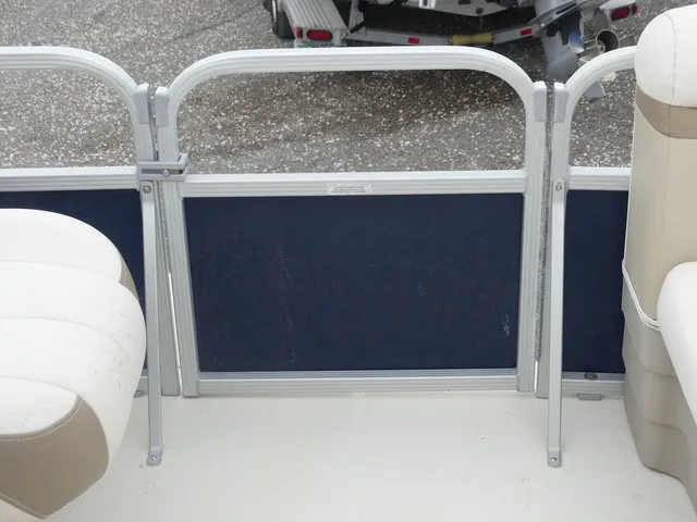 Slide: The Image of Southwind 229LC Hybrid Boat 229LC 2015 - 18
