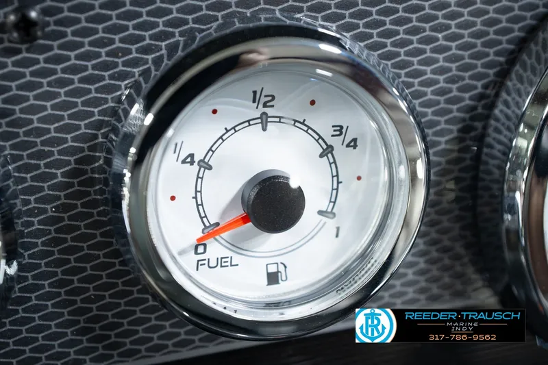Slide: The Image of Fuel gauge of 2026 Lund 1975 Pro-V Sport boat, close-up view. - 42
