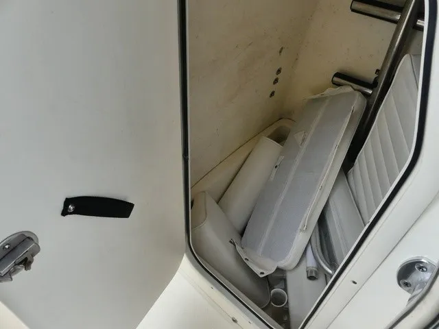 Slide: The Image of Bulls Bay 200 Center Console 2018 - 14