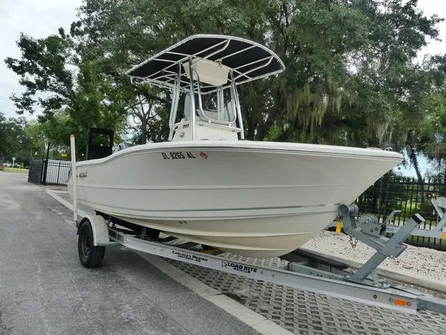 The Image of Bulls Bay 200 Center Console 2018 - 1