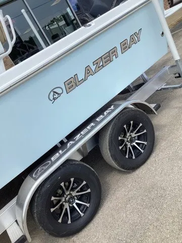 Slide: The Image of Blazer Bay 2440 2027 - 20
