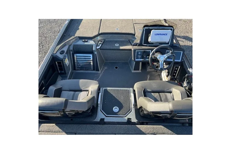 Slide: The Image of 2024 Ranger Z521R boat interior with dual seats and Lowrance navigation system. - 3