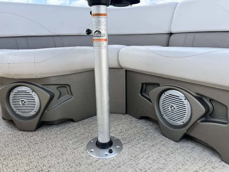 Slide: The Image of Grand GT2380RF 2019 - 24