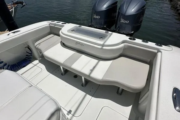 Slide: The Image of Yellowfin 32 Offshore 2012 - 19