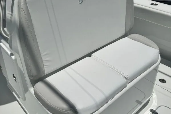 Slide: The Image of Yellowfin 32 Offshore 2012 - 25