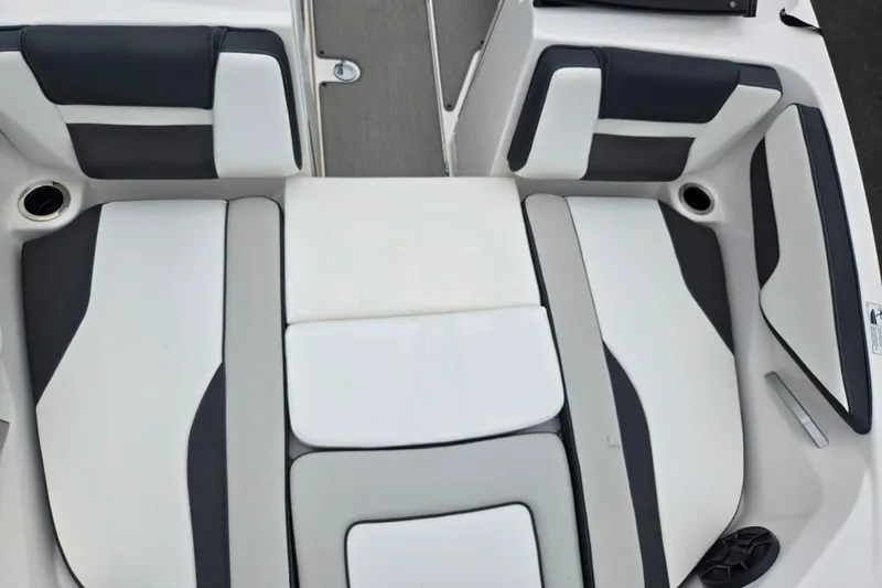 Slide: The Image of 2023 Yamaha AR195 boat interior with sleek, modern seating design. - 20