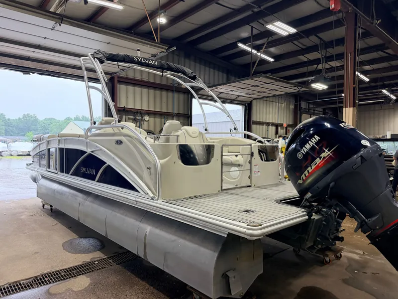 Slide: The Image of Sylvan S3 Rear Lounge with Sport Tower & 150HP Yamaha SHO VMAX 2017 - 77