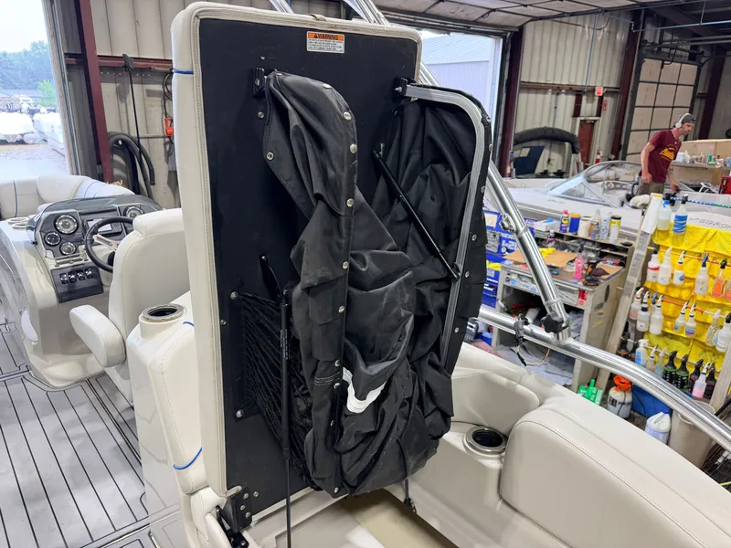 Slide: The Image of Sylvan S3 Rear Lounge with Sport Tower & 150HP Yamaha SHO VMAX 2017 - 57