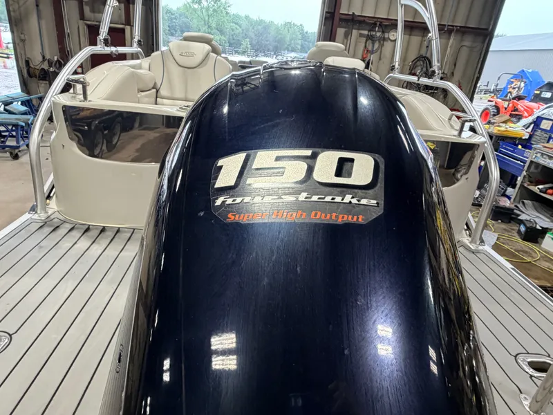 Slide: The Image of Sylvan S3 Rear Lounge with Sport Tower & 150HP Yamaha SHO VMAX 2017 - 78