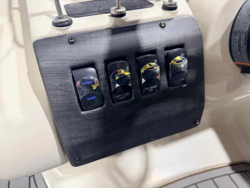 Slide: The Image of Sylvan S3 Rear Lounge with Sport Tower & 150HP Yamaha SHO VMAX 2017 - 35