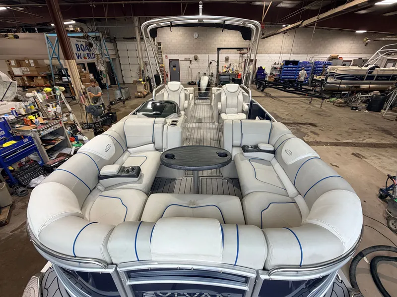 Slide: The Image of Sylvan S3 Rear Lounge with Sport Tower & 150HP Yamaha SHO VMAX 2017 - 10