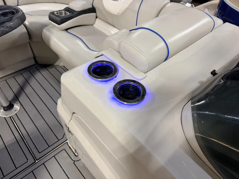 Slide: The Image of Sylvan S3 Rear Lounge with Sport Tower & 150HP Yamaha SHO VMAX 2017 - 26