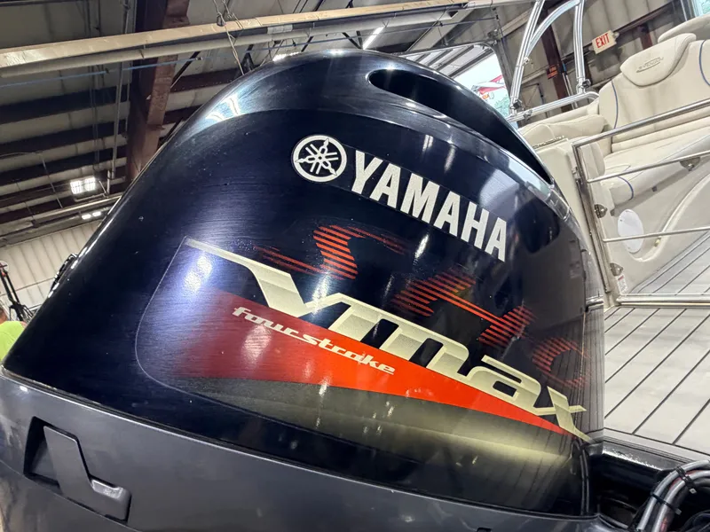 Slide: The Image of Sylvan S3 Rear Lounge with Sport Tower & 150HP Yamaha SHO VMAX 2017 - 80