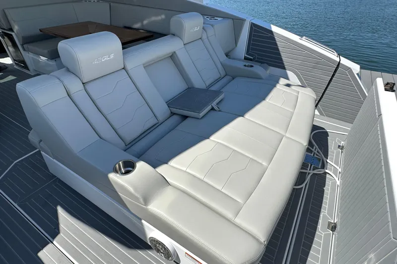 Slide: The Image of Luxurious seating on 2026 Cruisers Yachts 42 GLS OB, featuring sleek design and comfort. - 10