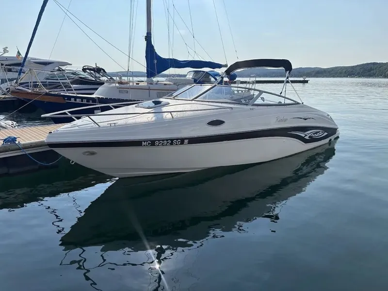 The Image of Rinker 232 Captiva Cuddy 2002 - 1