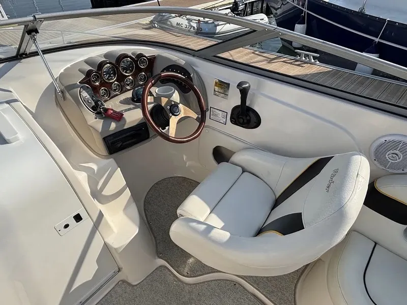 Slide: The Image of Rinker 232 Captiva Cuddy 2002 - 8