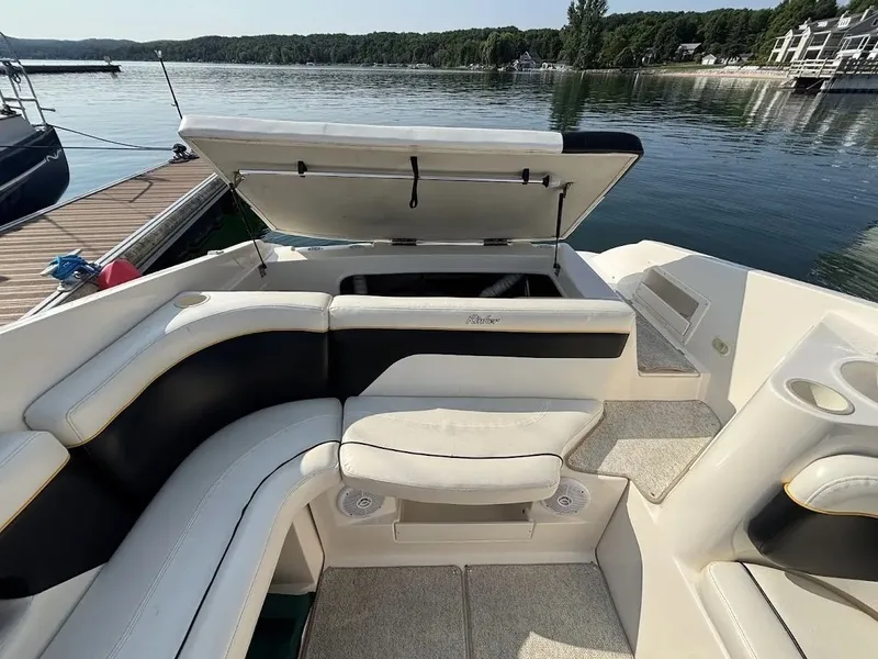 Slide: The Image of Rinker 232 Captiva Cuddy 2002 - 28