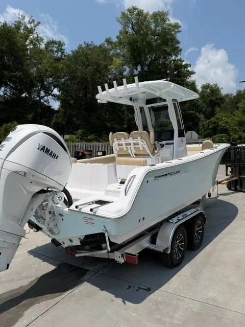Slide: The Image of Sportsman Heritage 231 Center Console 2026 - 5