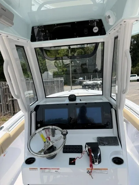 Slide: The Image of Sportsman Heritage 231 Center Console 2026 - 3