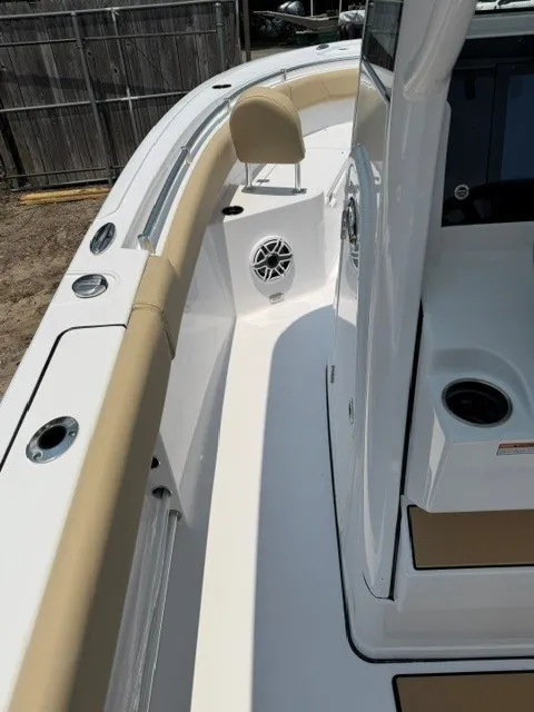 Slide: The Image of Sportsman Heritage 231 Center Console 2026 - 14
