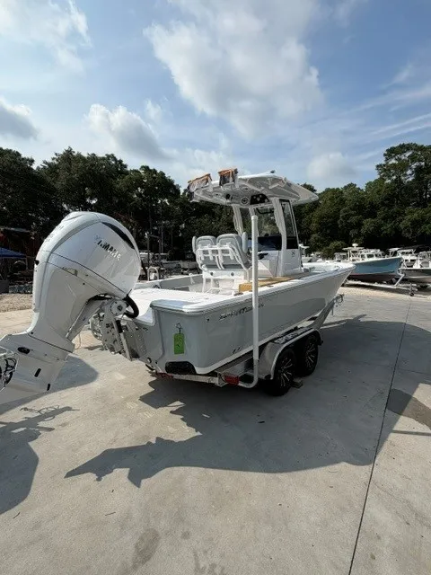 Slide: The Image of Sportsman Masters 247OE Bay Boat 2026 - 3