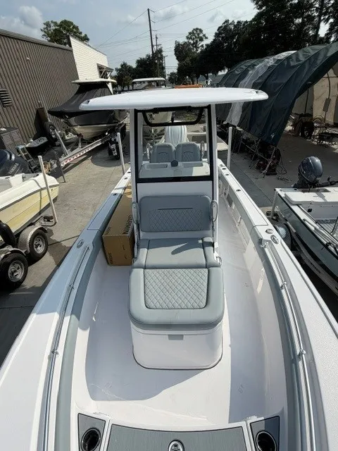 Slide: The Image of Sportsman Masters 247OE Bay Boat 2026 - 6