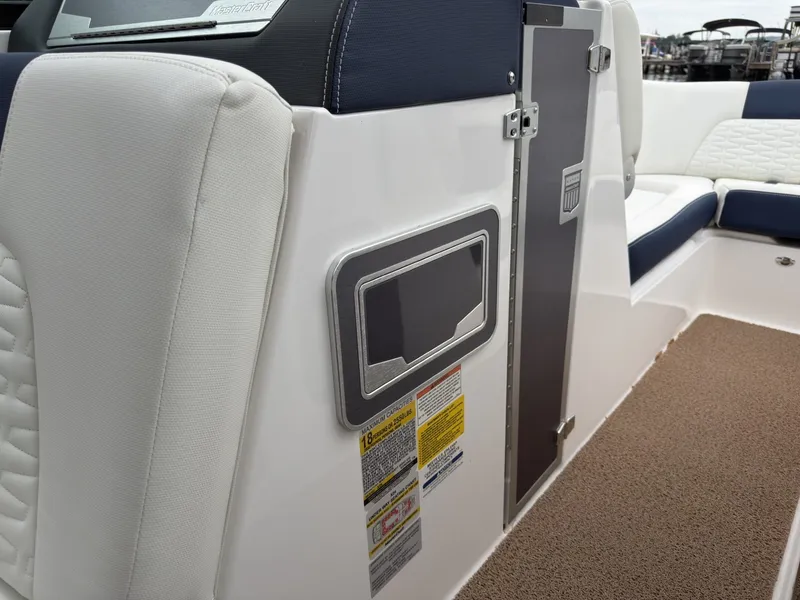 Slide: The Image of MasterCraft X24 2022 - 19