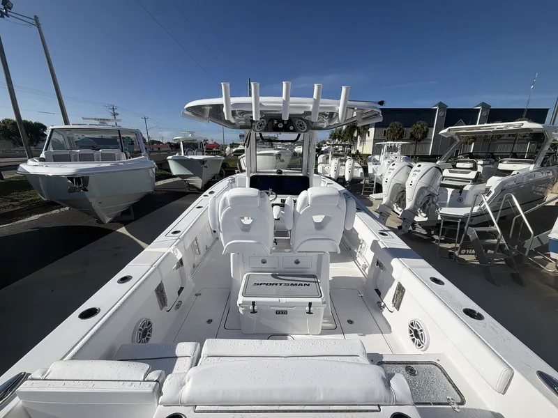 Slide: The Image of Sportsman Heritage 261 Center Console 2027 - 21