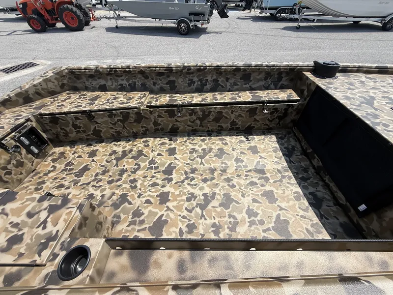 Slide: The Image of Excel Viper F4 1751 VIPER ALUMINUM TRAILER 2027 - 7