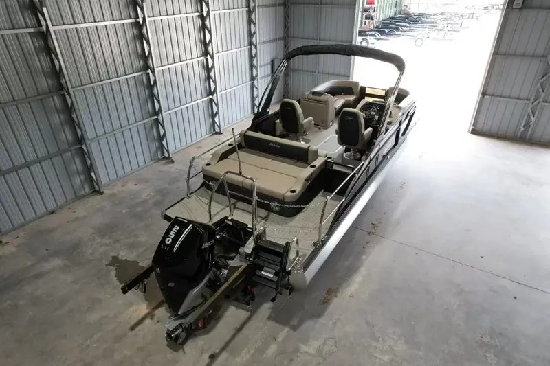 Slide: The Image of Barletta Cabrio 22UC 2027 - 5