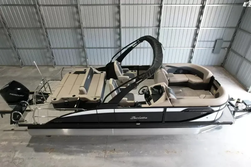 Slide: The Image of Barletta Cabrio 22UC 2027 - 3