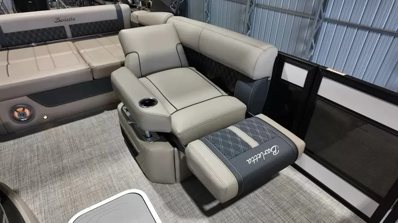 Slide: The Image of Barletta Lusso 23UA 2027 - 56