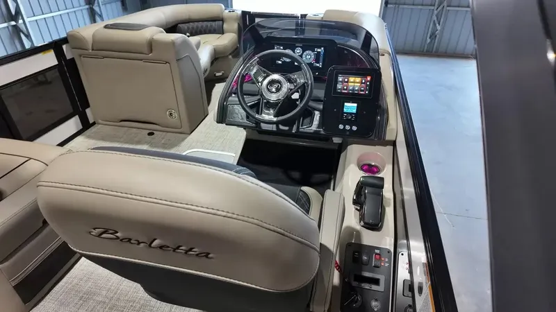 Slide: The Image of Barletta Lusso 23UA 2027 - 47