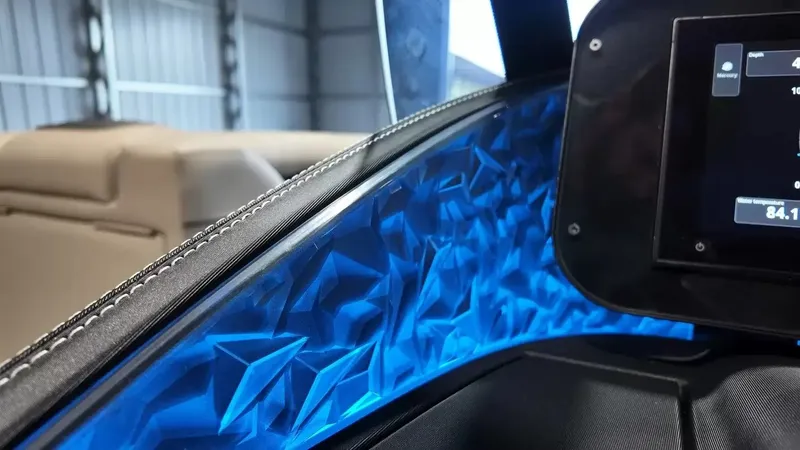 Slide: The Image of Barletta Lusso 23UA 2027 - 41